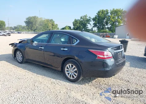 2015 Nissan Altima 2.5 S из США, поврежденный, VIN 1N4AL3AP8FC291434